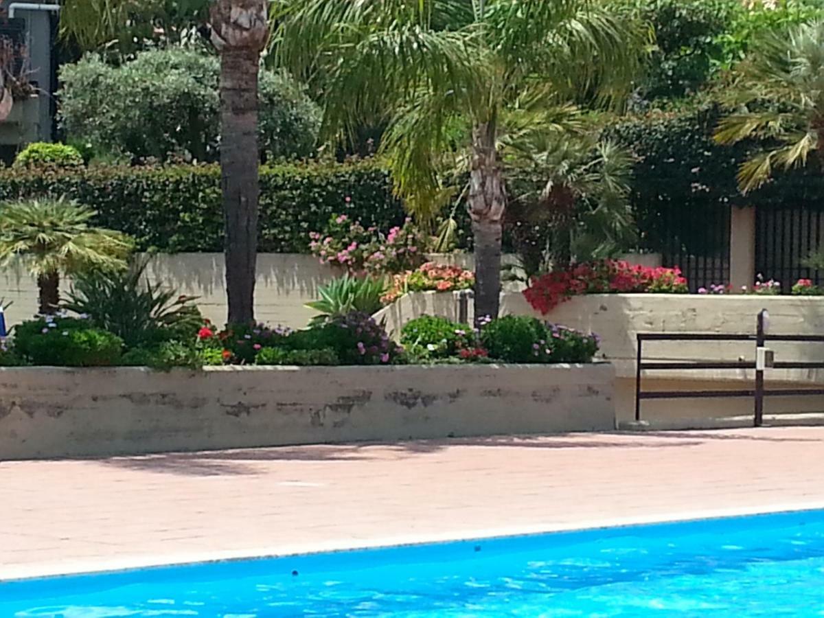 Bed and Breakfast Porto Ulisse Catania Exterior foto